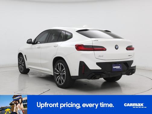 White 2023 BMW X4 XDrive30i