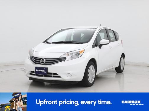 White 2016 Nissan Versa Note SV