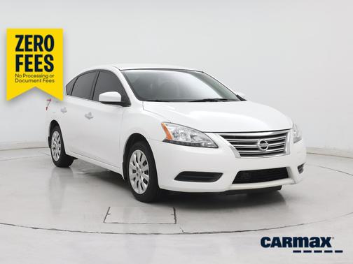 White 2015 Nissan Sentra SV
