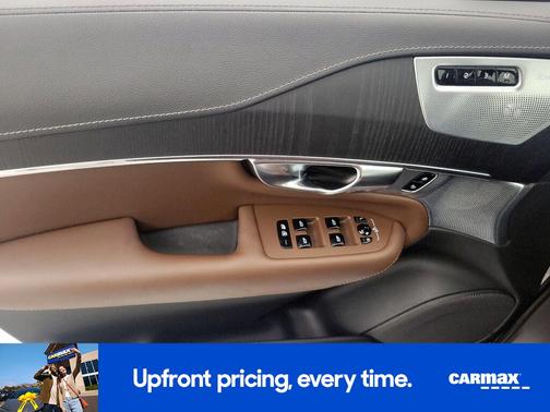 White 2021 Volvo XC90 T6 Inscription