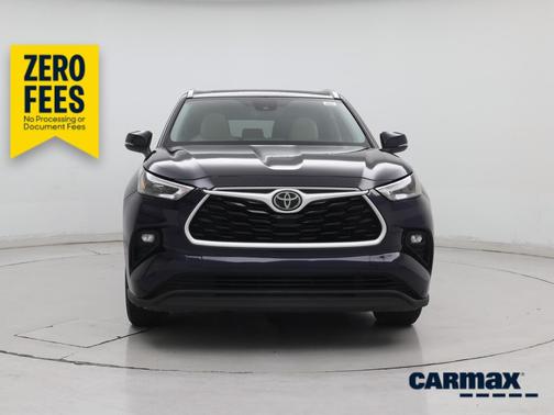 Blue 2020 Toyota Highlander XLE