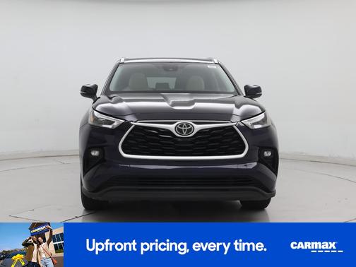 Blue 2020 Toyota Highlander XLE