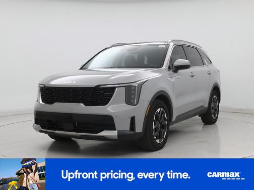 Gray 2025 Kia Sorento S
