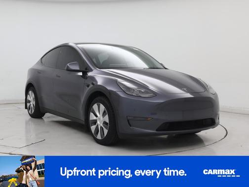 Gray 2023 Tesla Model Y Long Range