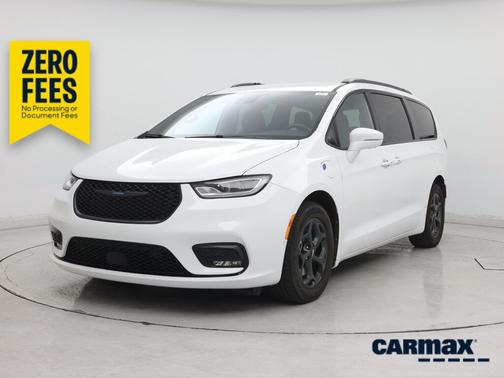 White 2021 Chrysler Pacifica Hybrid Touring L