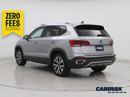 Gray 2024 Volkswagen Taos SE