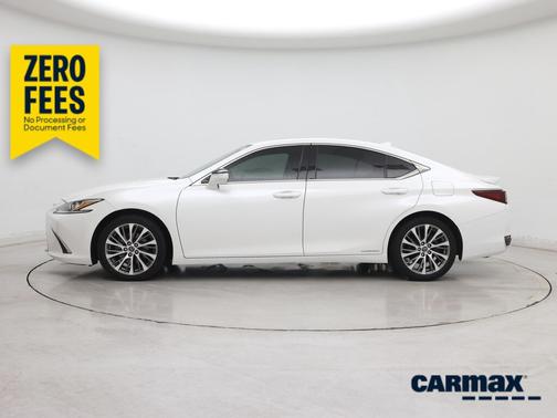 White 2020 Lexus ES 300h Luxury