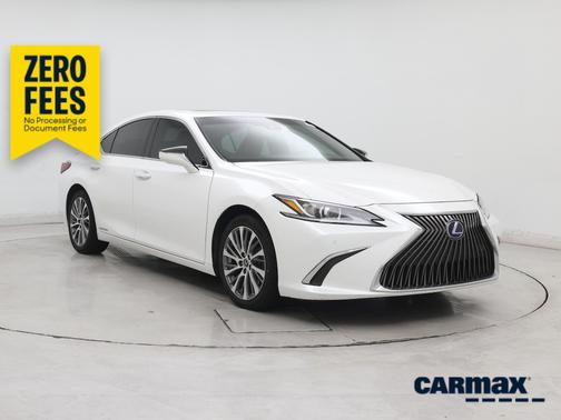 White 2020 Lexus ES 300h Luxury