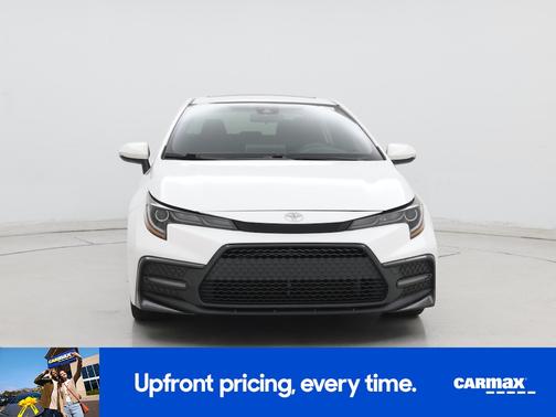 White 2020 Toyota Corolla SE
