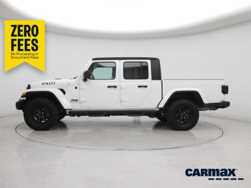 White 2022 Jeep Gladiator Willy's