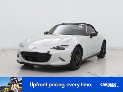 White 2018 Mazda MX-5 Miata Club