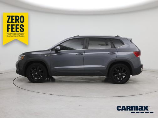 Gray 2023 Volkswagen Taos SE