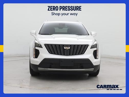 White 2023 Cadillac XT4 Premium Luxury