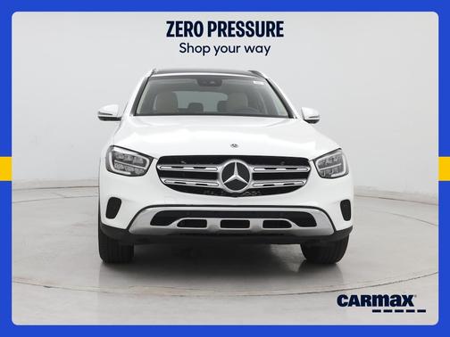 White 2022 Mercedes-Benz GLC 300
