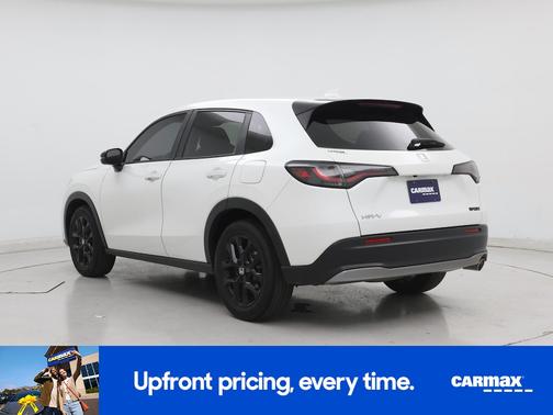 White 2023 Honda HR-V Sport