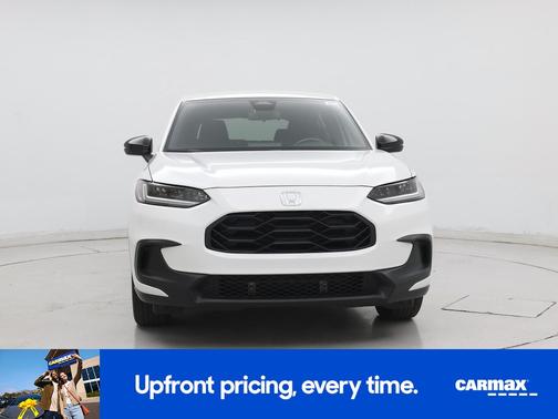 White 2023 Honda HR-V Sport