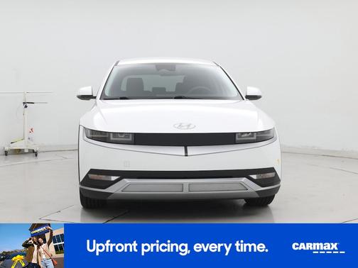 2022 Hyundai IONIQ 5 SE Standard Range