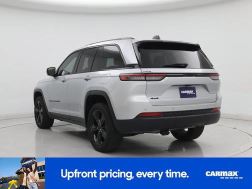 Silver 2023 Jeep Grand Cherokee Altitude