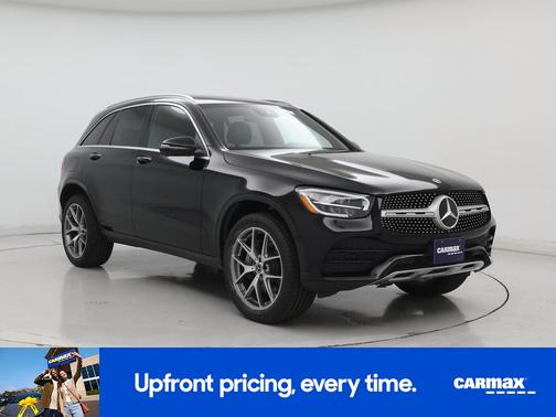 Black 2022 Mercedes-Benz GLC 300