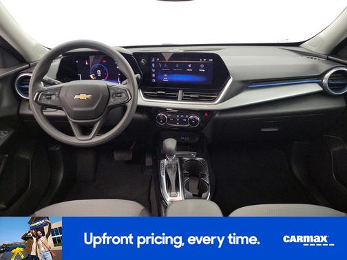 Gray 2025 Chevrolet Trax LT