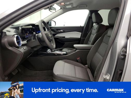 Gray 2025 Chevrolet Trax LT
