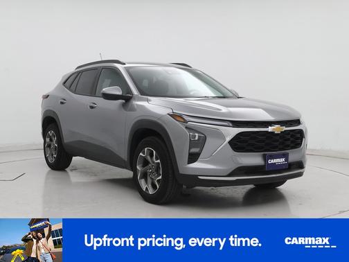 Gray 2025 Chevrolet Trax LT
