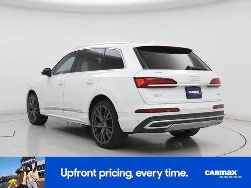 White 2022 Audi Q7 Premium Plus