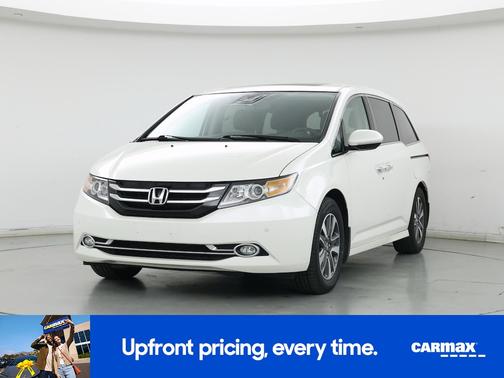White 2017 Honda Odyssey Touring Elite
