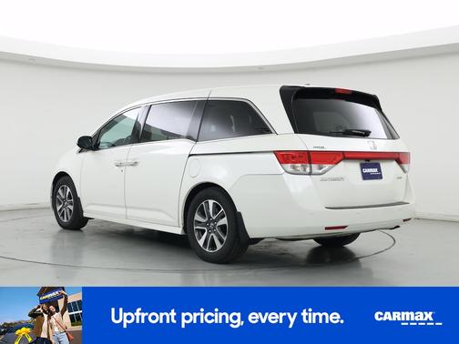 White 2017 Honda Odyssey Touring Elite