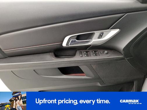 White 2016 GMC Terrain SLE