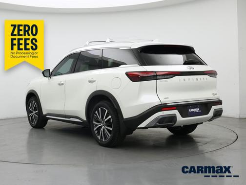 White 2023 INFINITI QX60 Sensory