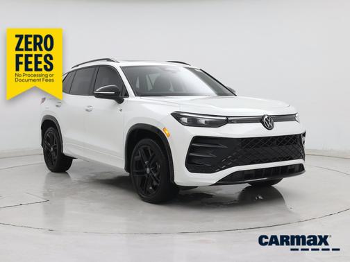 White 2025 Volkswagen Tiguan SE R-Line Black