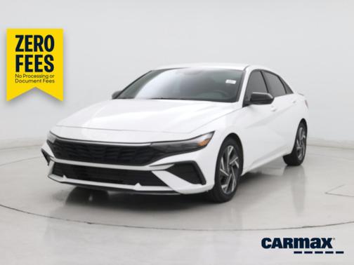 White 2025 Hyundai ELANTRA SEL Sport