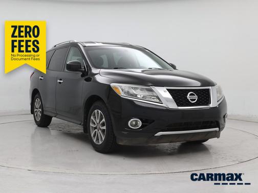 Black 2016 Nissan Pathfinder SV