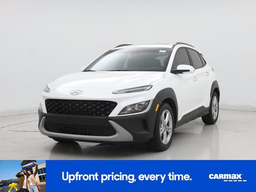 White 2022 Hyundai KONA SEL