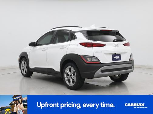 White 2022 Hyundai KONA SEL