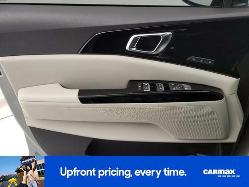 2022 Kia Carnival SX