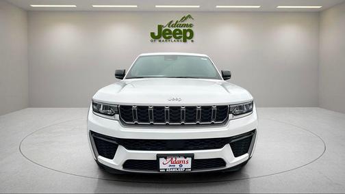 Bright White Clearcoat 2026 Jeep Grand Cherokee Limited