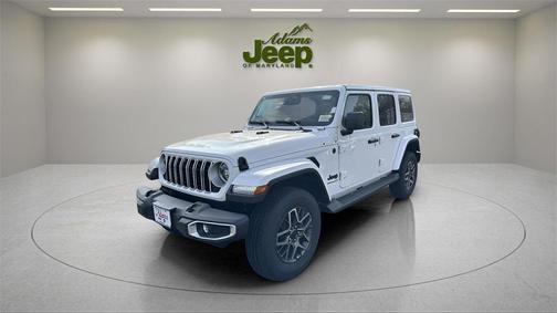 2026 Jeep Wrangler 4-Door Sahara 4x4
