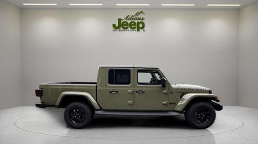 2025 Jeep Gladiator High Tide