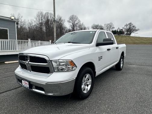 2023 RAM 1500 Classic SLT