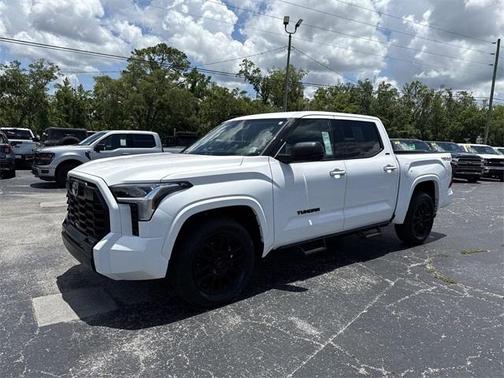 2023 Toyota Tundra SR5