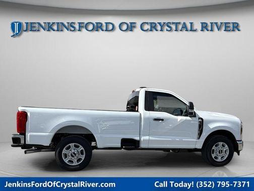 Oxford White 2026 Ford F-350 XLT