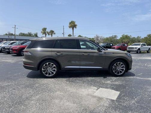 2025 Lincoln Aviator Premiere