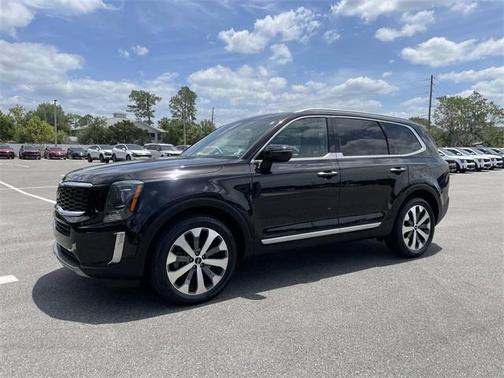 2022 Kia Telluride S
