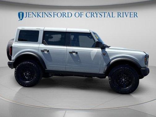 Avalanche Gray 2026 Ford Bronco Badlands