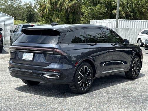 2024 Lincoln Nautilus Reserve