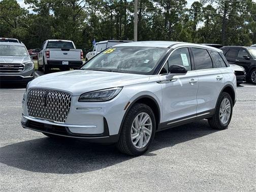 2025 Lincoln Corsair Premiere