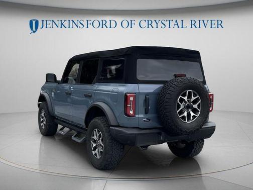 Azure Gray Metallic 2023 Ford Bronco Badlands