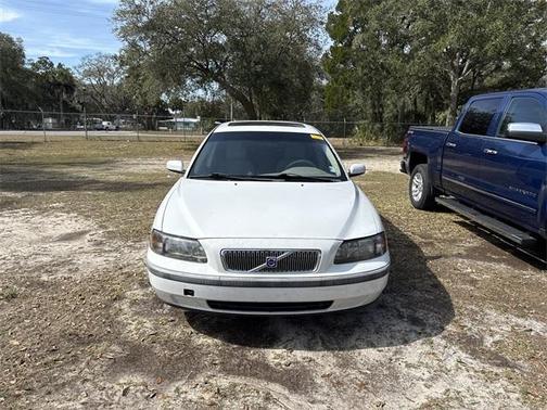 2004 Volvo V70 2.4